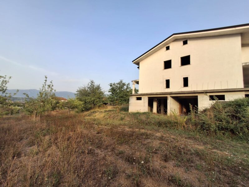 S.AGATA DE' GOTI (BN) - 173 VILLETTA DI NUOVA COSTRUZIONE CON GIARDINO