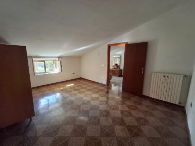 SANT'AGATA DE' GOTI (BN) - 176 PORZIONE DI CASA CON INGRESSO INDIPENDENTE