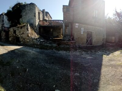 ALVIGNANO (CE) - 143 INTERO BORGO RURALE CON TERRENO IN POSIZIONE PANORAMICA