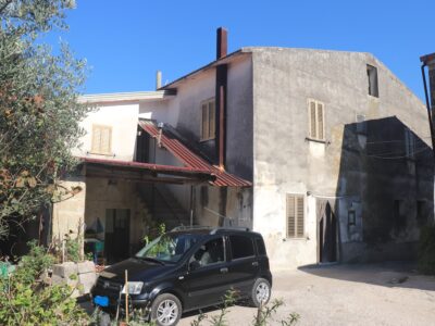 SANT'AGATA DE' GOTI (BN) - 113 CASA INDIPENDENTE CON TERRENO